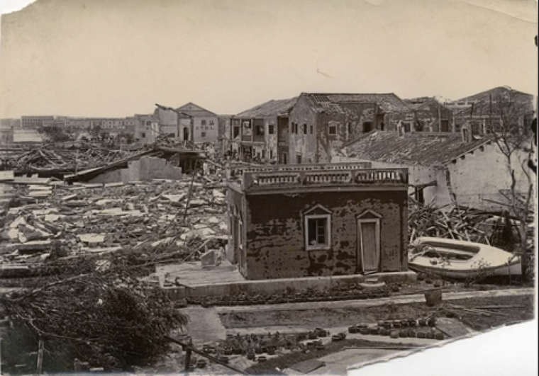 A kínai Shantou tartomány a térségben valaha volt legpusztítóbb tájfun tombolása után. (Fotó: Roy Maxwell Talbot Digital Collection)
