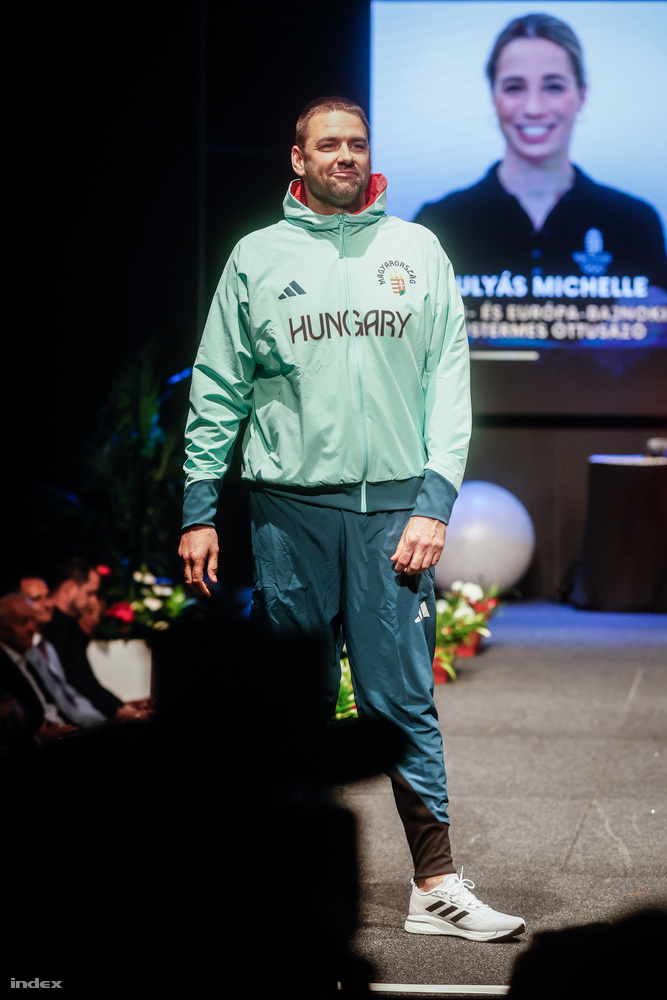 Kucsera Gábor egykori világbajnok kajakozó, olimpikon is magára öltötte az Adidas sportruházatát.
