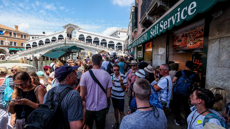 Majdnem 100 ezer turista kereste fel eddig a fizetős Velencét