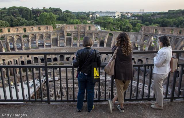 A Colosseumot úgy építették meg, hogy minden szegletéből jól látható legyen a közdőtéren folyó esemény