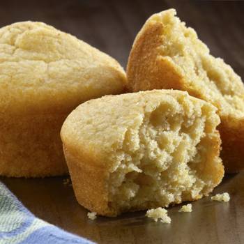 Egyszerű kukoricás muffin: szaftos fogások mellé is kínálható