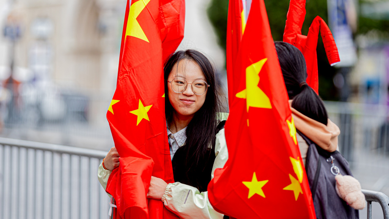 Hermetikusan elzárták a kínai elnököt a hívei és a tüntetők elől a Várban