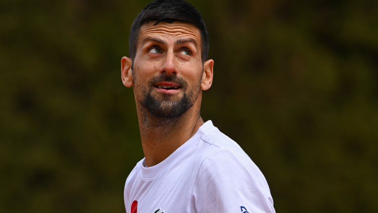 Djokovics frenetikus poénnal reagált a&nbsp;kulacsos balesetére