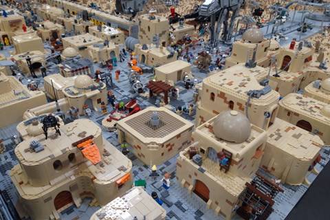 A gigantic Star Wars-inspired LEGO diroama is landing in Budapest soon
