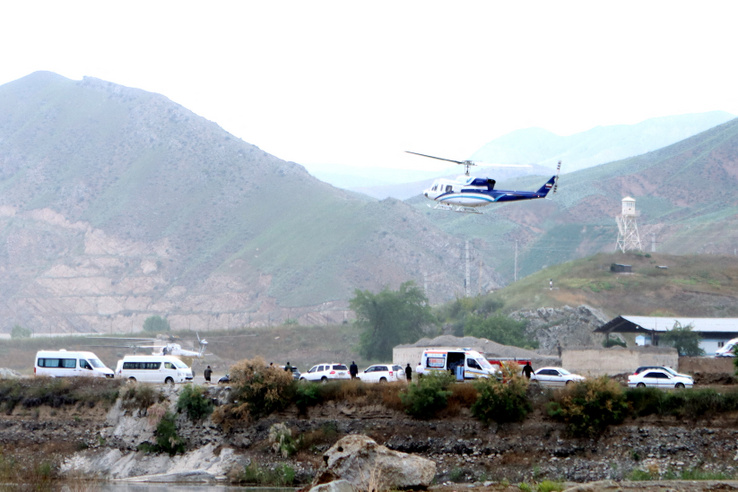 Megtalálhatták az iráni elnök helikopterét, cáfol a Vörös Félhold