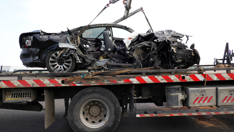 Képek az M43-as autópályán történt tragédiáról