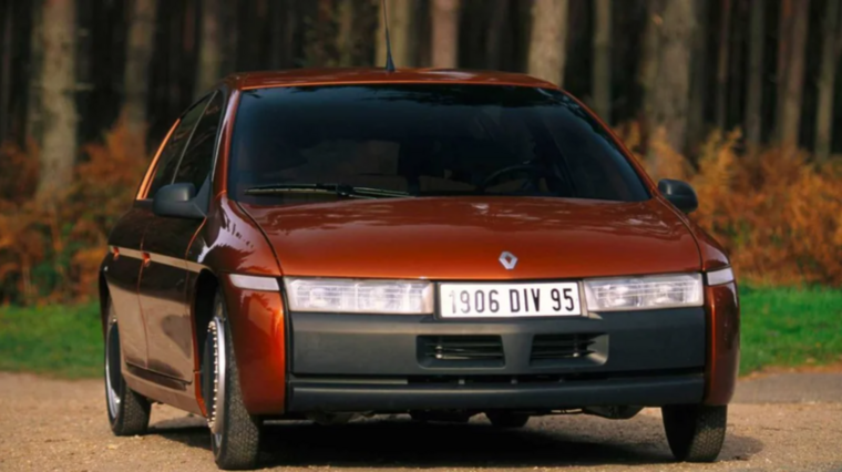 A Renault Next koncepcióautó rettenetesen előremutató szerkezet volt 1995-ben