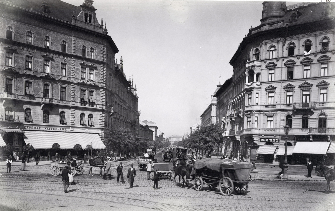 Baross tér, szemben a Rottenbiller utca. A felvétel 1895 körül készült