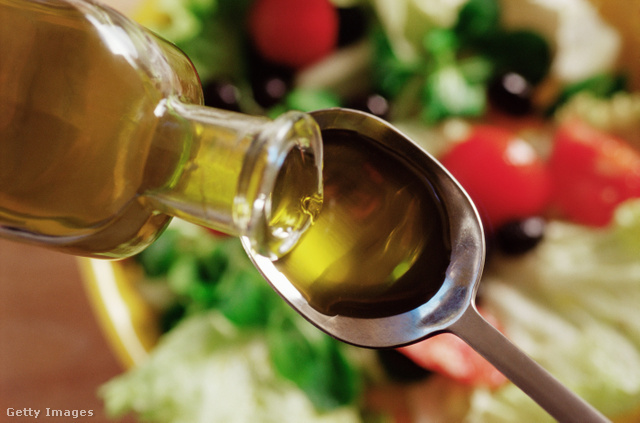 A naponta elfogyasztott fél evőkanálnyi olívaolaj segíthet megelőzni a demencia kialakulását