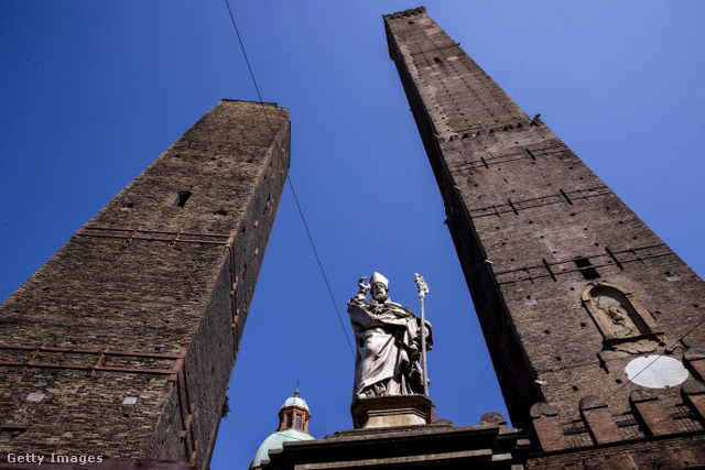 Bologna ferde tornya egyre rosszabb állapotban van