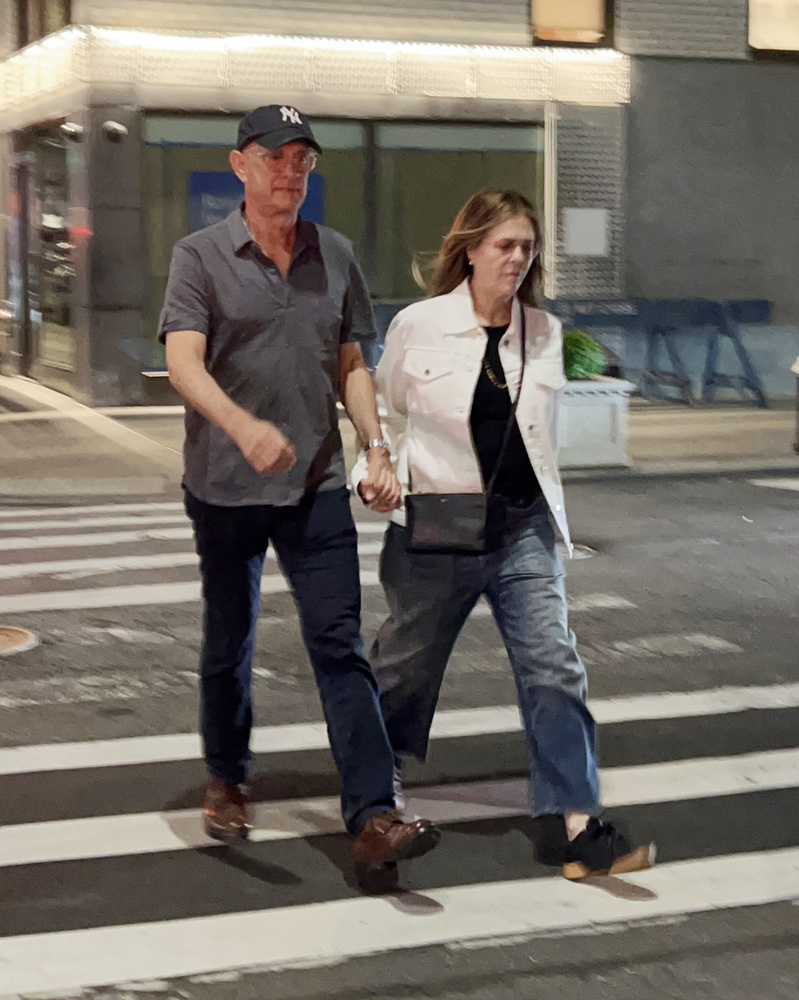 Tom Hanks és felesége, Rita Wilson egy romantikus vacsorára indult New Yorkban, amikor kattantak a vakuk