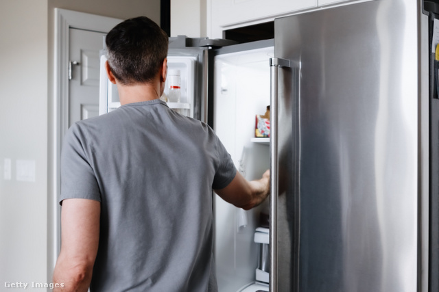 A nem megfelelő tisztítás miatt kellemetlen szag lehet a hűtőszekrényedben