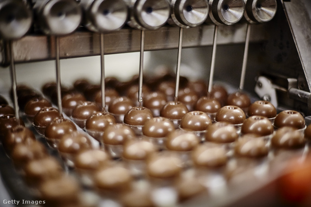 Az osztrák csokigyár bezárásával eltűnhet a polcokról az egyik kedvenc édességünk