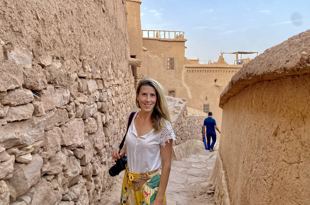 több mint 14 éve utazik a világban, jelenleg Marokkót fedezi fel