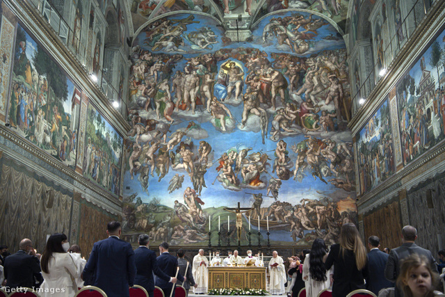 A Sixtus-kápolnában is kiszúrhatja a figyelmes szemlélő Michelangelo arcát – igaz, a festő ravasz trükköt alkalmazott