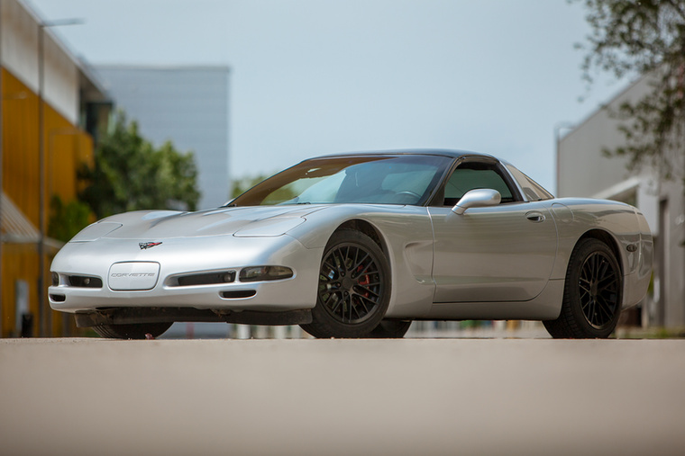 Az autóztatás másik nagy sztárja ez az 1997-es C5-ös Corvette volt.