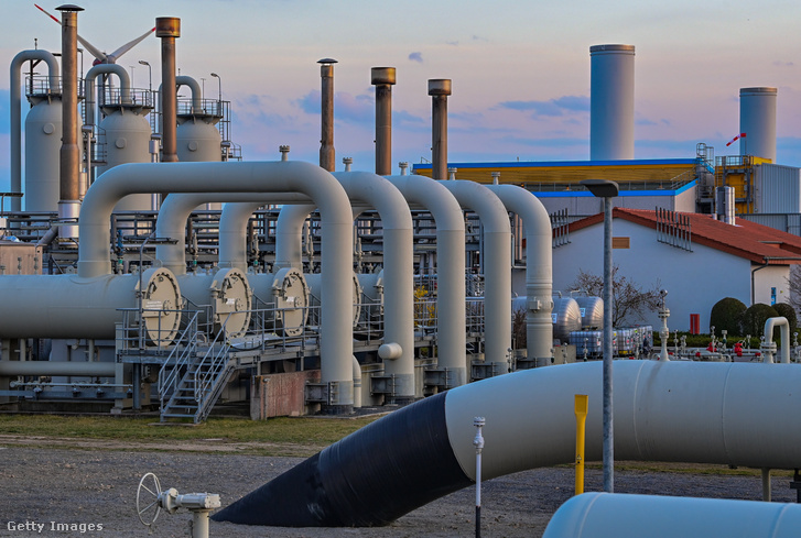 A Gascade Gastransport GmbH Mallnow földgáz-kompresszorállomás létesítményei 2022 márciusában. A német–lengyel határ közelében található mallnowi kompresszorállomás elsősorban orosz földgázt fogad