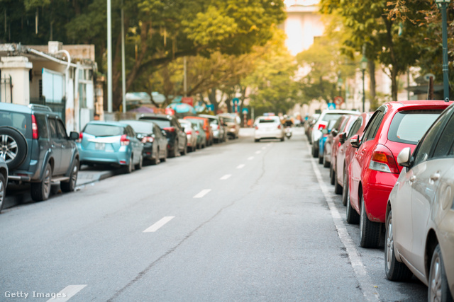 Budapest egyik forgalmas részén, Külső-Józsefvárosban is változik a parkolás