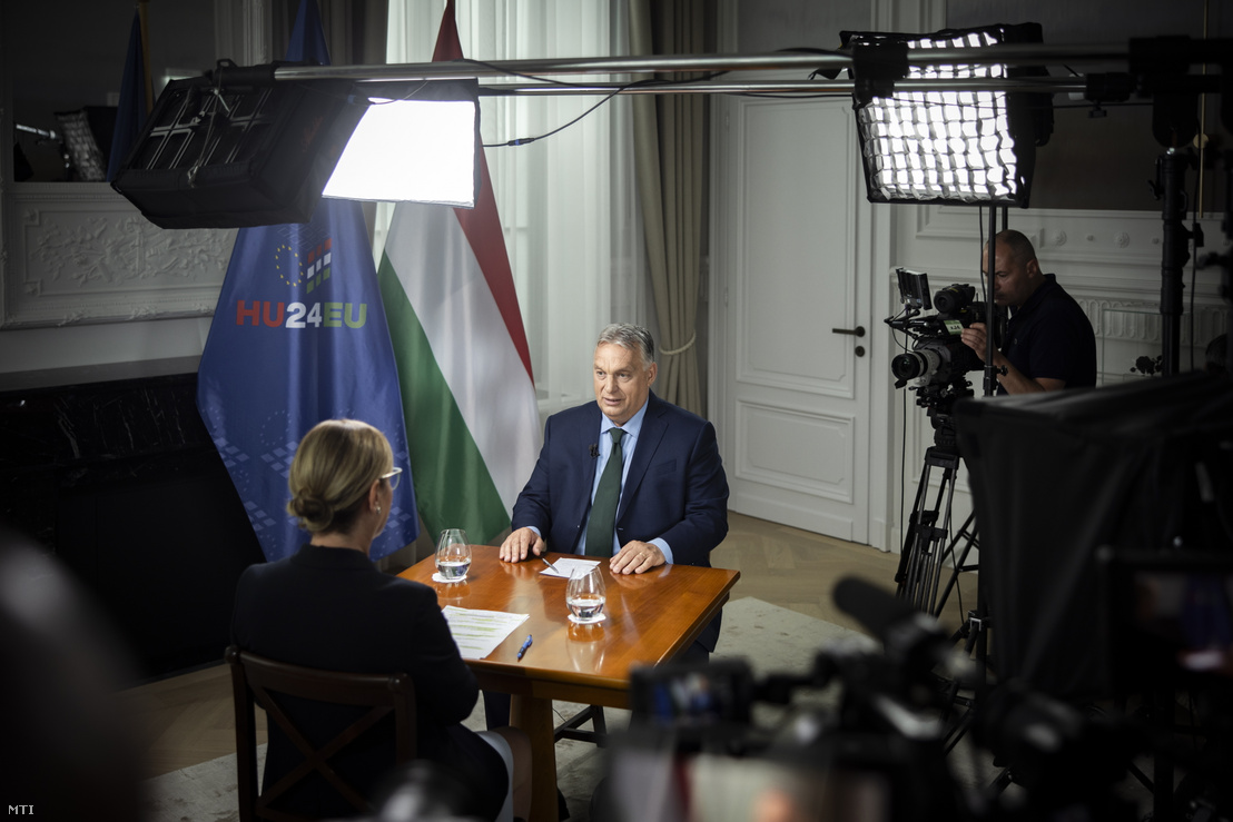 Orbán Viktor miniszterelnök interjút ad az M1 aktuális csatornának Brüsszelben 2024. július 1-jén