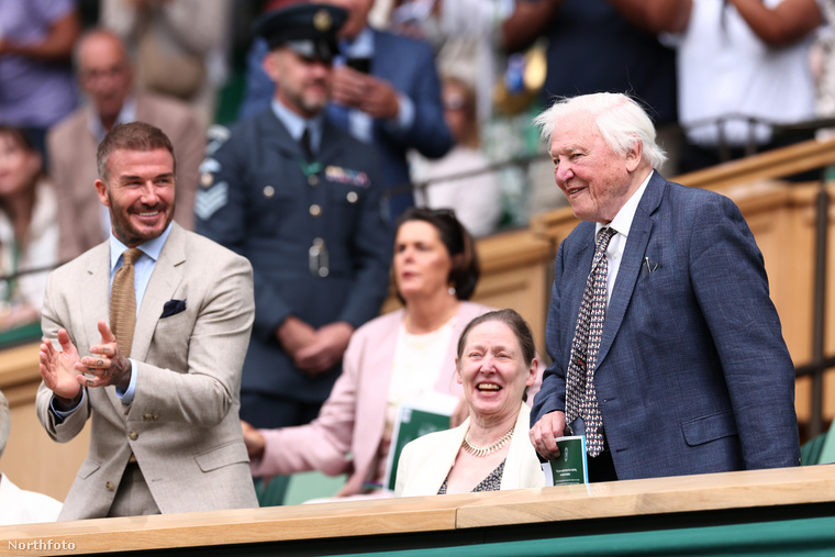 David Beckham és Sir David Attenborough egymás mellett szurkolta végig a wimbledoni tenisztorna első napját