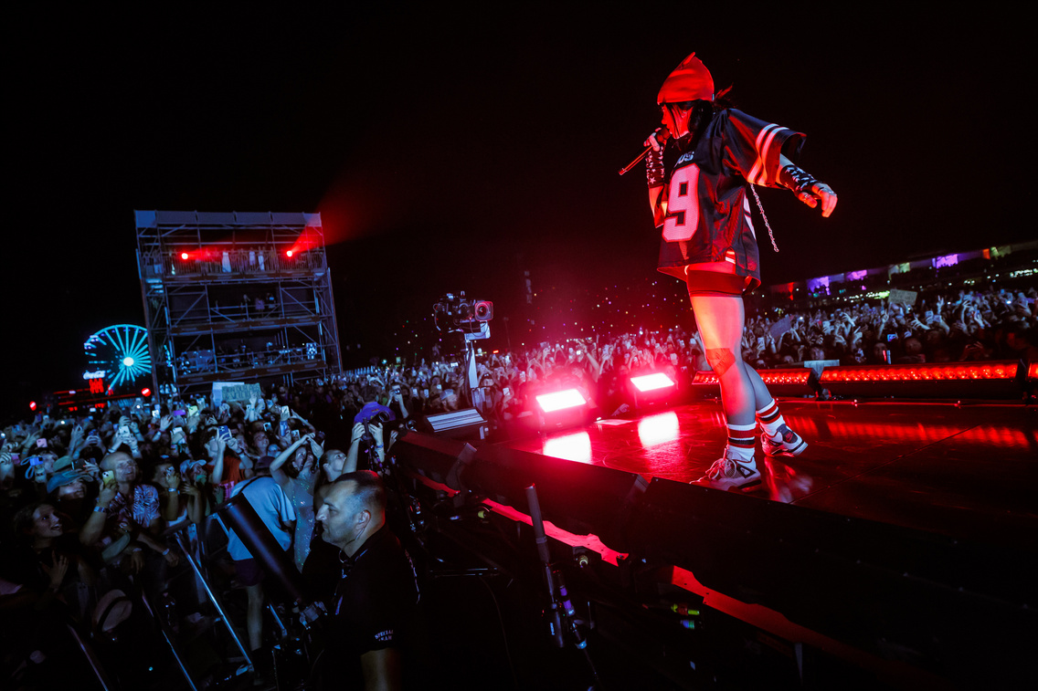 Billie Eilish a tavalyi Szigeten