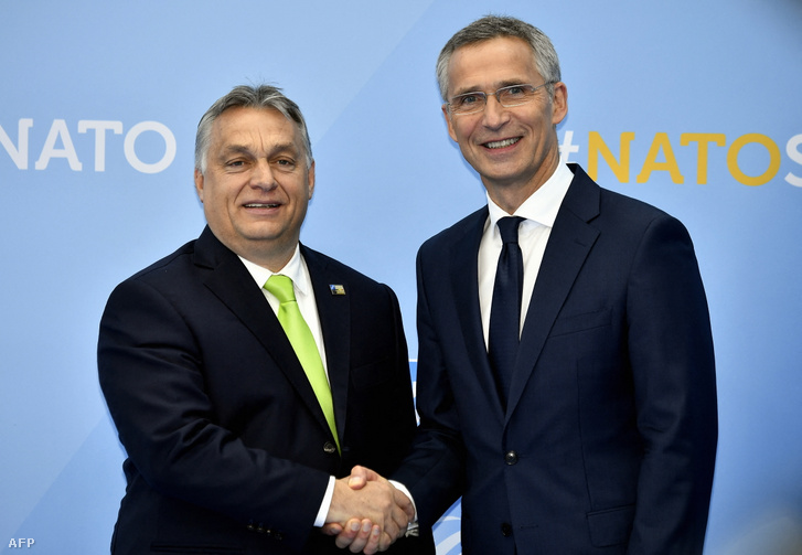 Orbán Viktor magyar miniszterelnök és Jens Stoltenberg leköszönő NATO-főtitkár 2018. július 11-én
