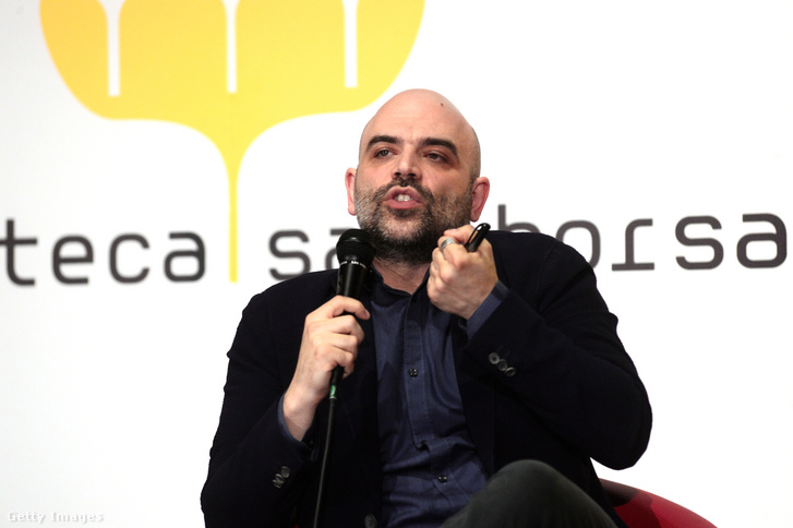 Roberto Saviano egy könyvbemutatón Bolognában 2024. május 30-án