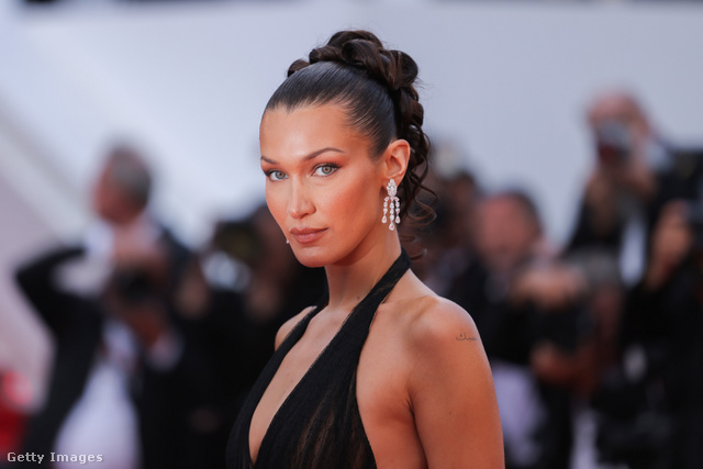 Bella Hadid palesztin származású modell az Adidas kampányában szerepelt, ahonnan gyorsan el is tüntették