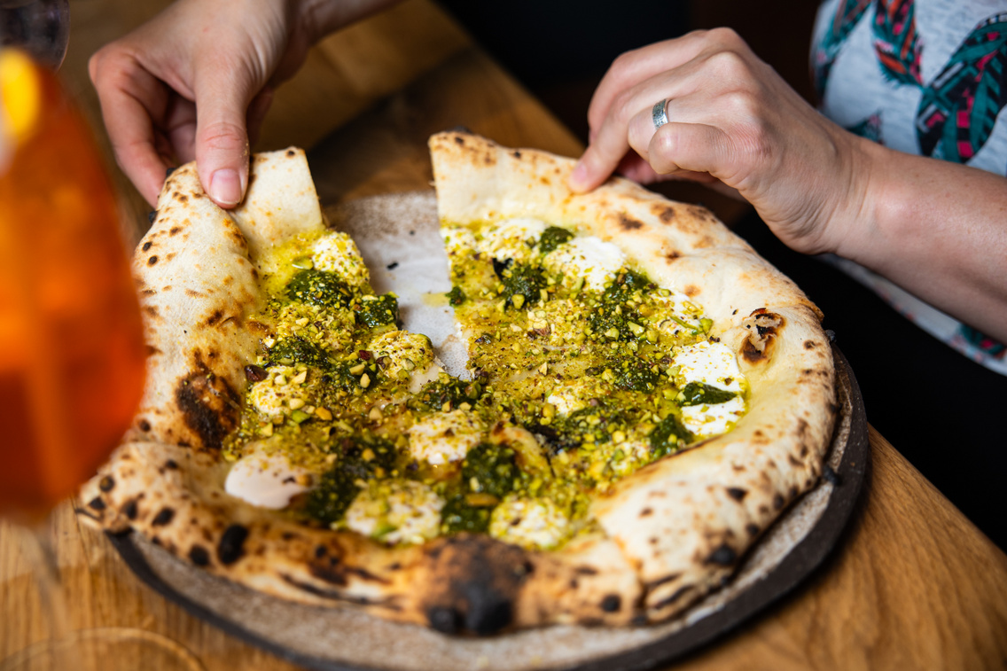 Greeen pistachio, creamy burrata