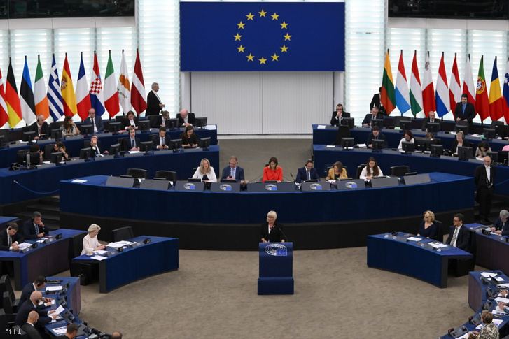 Gál Kinga, a Fidesz–KDNP EP-delegációjának elnöke, a Patrióták Európáért frakció első alelnöke felszólal az Európai Parlament plenáris ülésén, Strasbourgban 2024. július 18-án