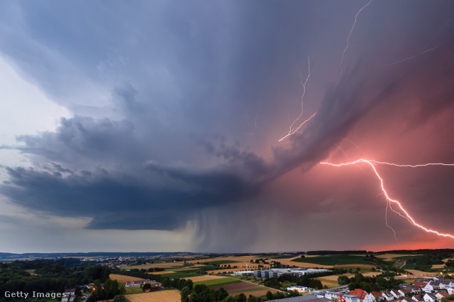 Jégeső alakulhat ki az ország egyes részein