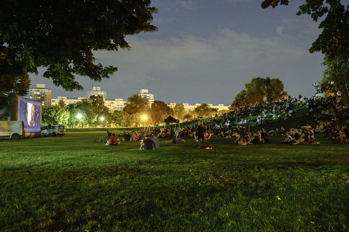 budapest kertmozi bikas park