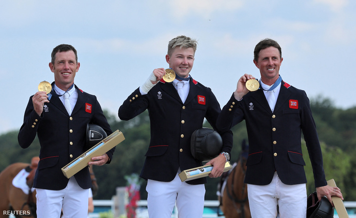 Ben Maher, Harry Charles és Scott Brash 2024. augusztus 2-án