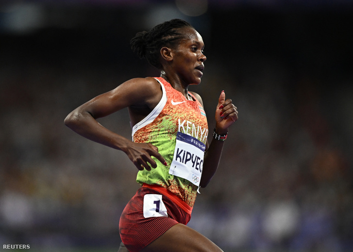 Faith Kipyegon a női 5000 méteres síkfutás döntőjében 2023. augusztus 5-én