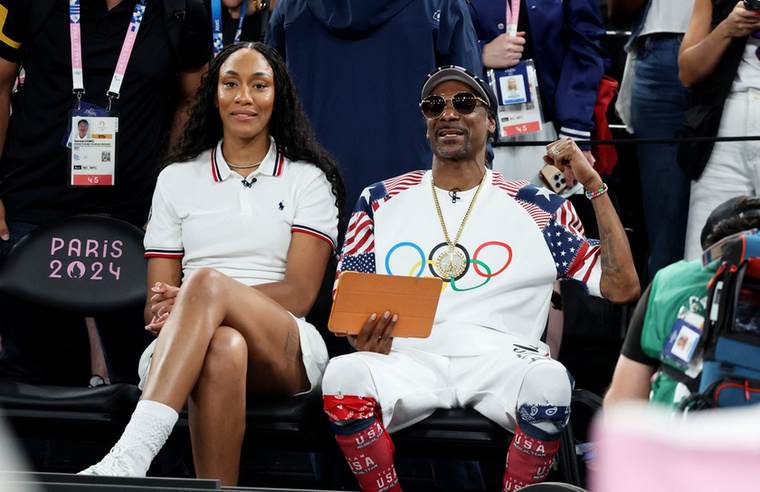 Snoop Doggot A'ja Wilson profi kosárlabdázó mellett örökítették meg a párizsi olimpián