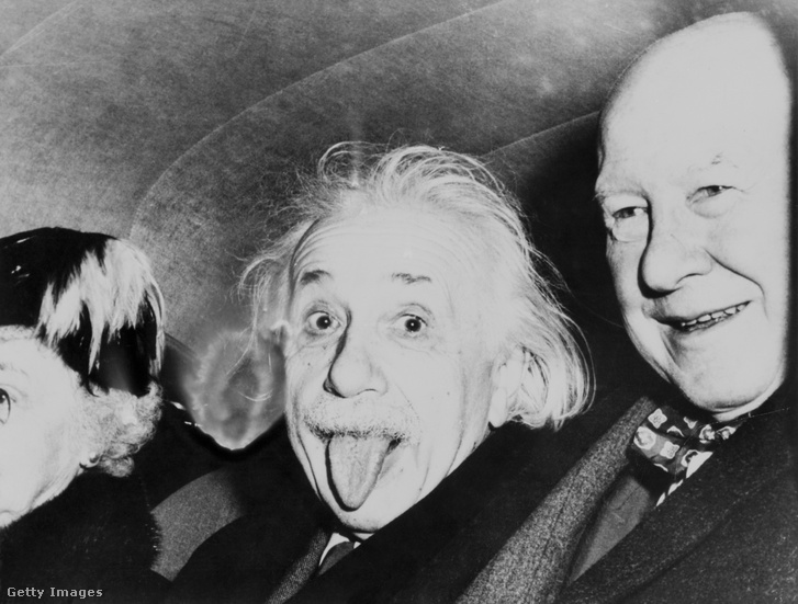 Albert Einstein 1958-ban tudása mellett viselkedésével is megmutatta, hogy nem egy átlagos ember