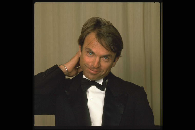 Talán sokan nem is emlékeztek arra, hogy Sam Neill is beszállta a küzdelembe 1986-ban, amíg ki nem került a netre egy, azóta enyhén cikivé vált próbafelvétele