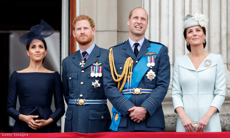 Meghan hercegnő és Harry herceg, valamint Vilmos herceg és Katalin hercegné. (Fotó: Max Mumby/Indigo / Getty Images Hungary)