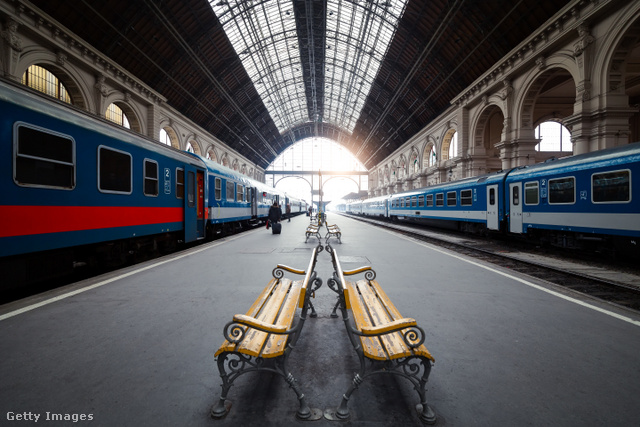 Új és régi fotókat is várnak a Keleti-pályaudvarról