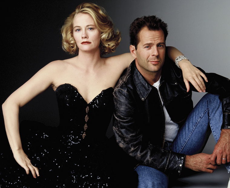  Cybill Shepherd és Bruce Willis A simlis és a szende című krimisorozatban Cybill Shepherd és Bruce Willis öt éven át dolgoztak együtt, de a forgatások alatt állandóan veszekedtek