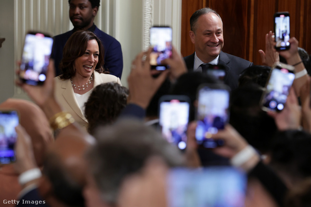 Kamala Harris férjével, Doug Emhoffal