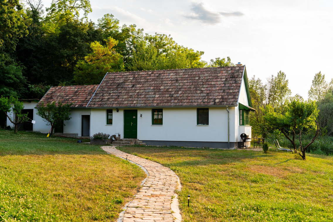 A Rókalyuk a kisebb vendégház