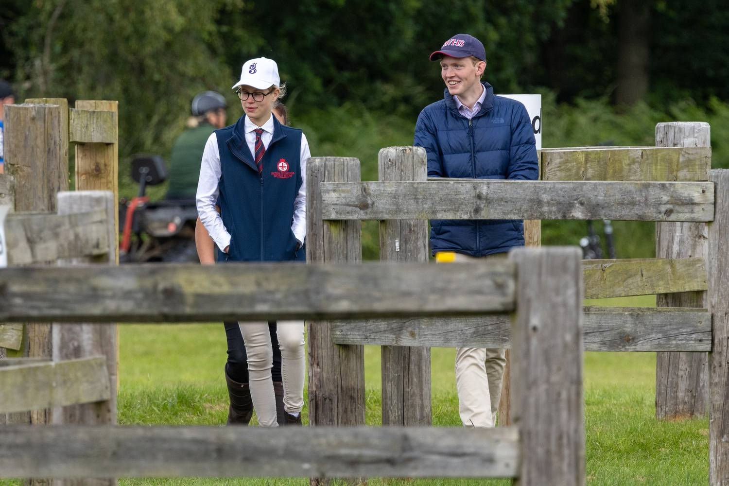 Louise Windsor és párja, Felix