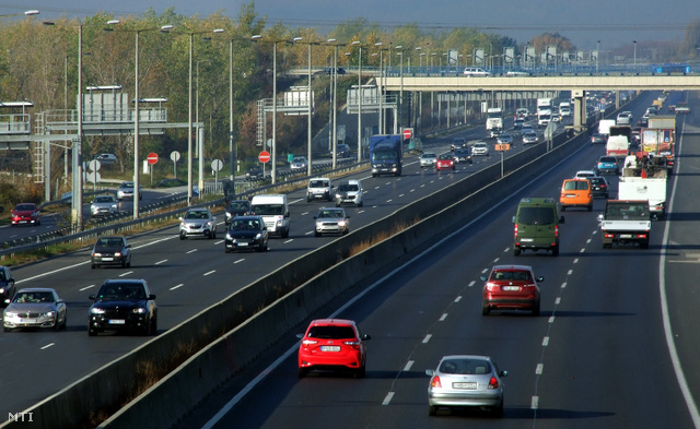 Jól járnak az autósok a biztosítási díjakkal idén