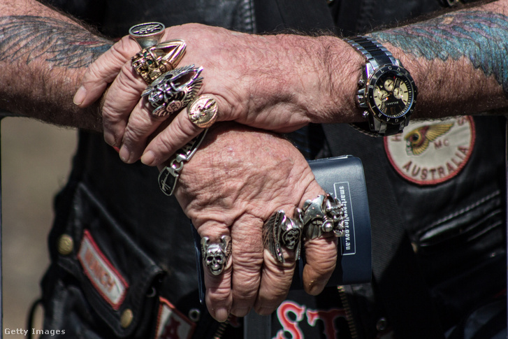 A Hells Angels tagja a Ryniában 2016. június 3-án