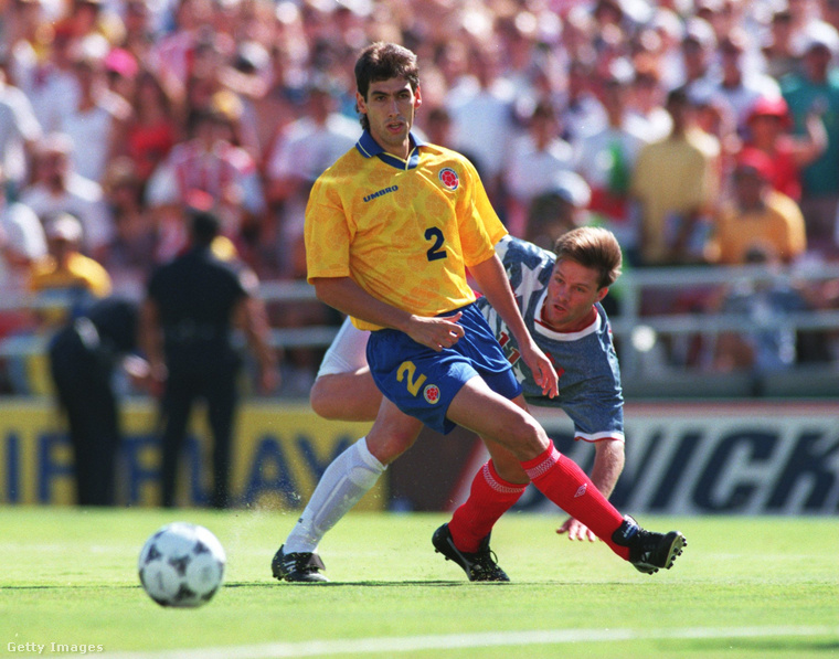 Andrés Escobar&nbsp;A kolumbiai futballista, Andrés Escobar, az ország egyik legnagyobb sportolója volt, de az 1994-es világbajnokságon egy balszerencsés öngól mindent megváltoztatott