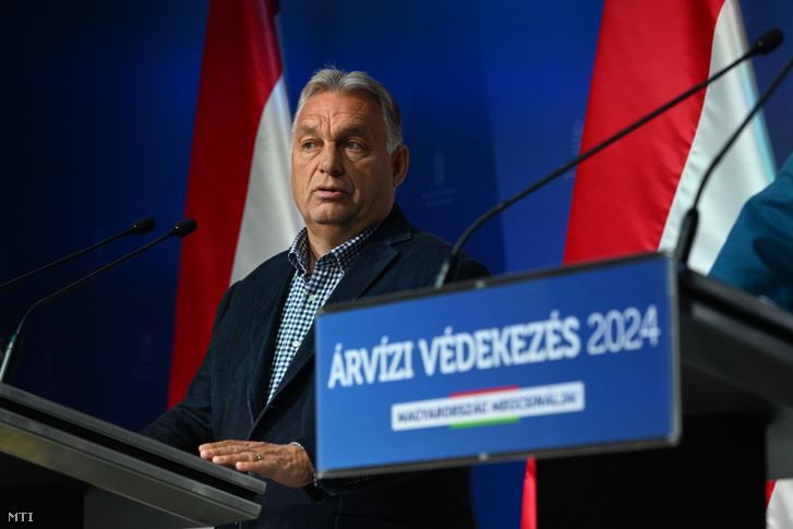 Orbán Viktor az árvíz elleni védekezésről tartott sajtótájékoztatón a Miniszterelnöki Kabinetiroda sajtótermében 2024. szeptember 19-én