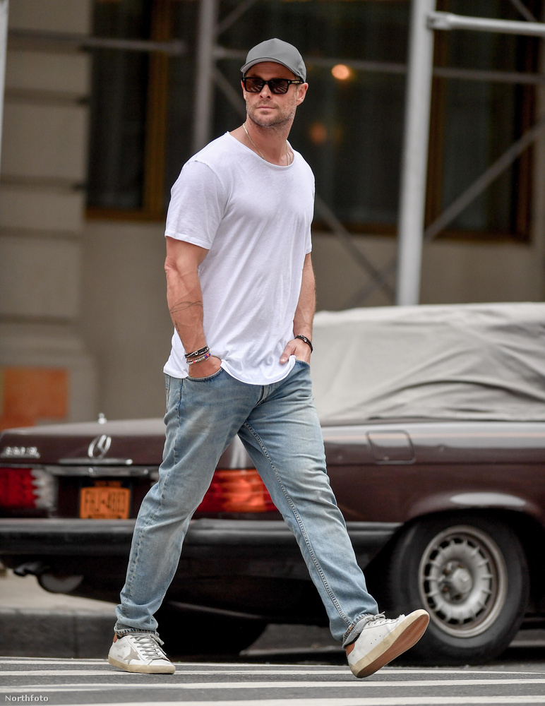 Chris Hemsworth-t New York utcáin kapták lencsevégre