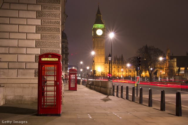 Este is szép látványt nyújt a kivilágított Big Ben