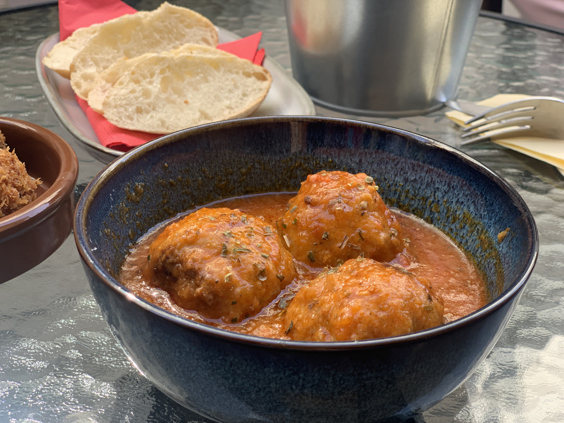 Albondigas